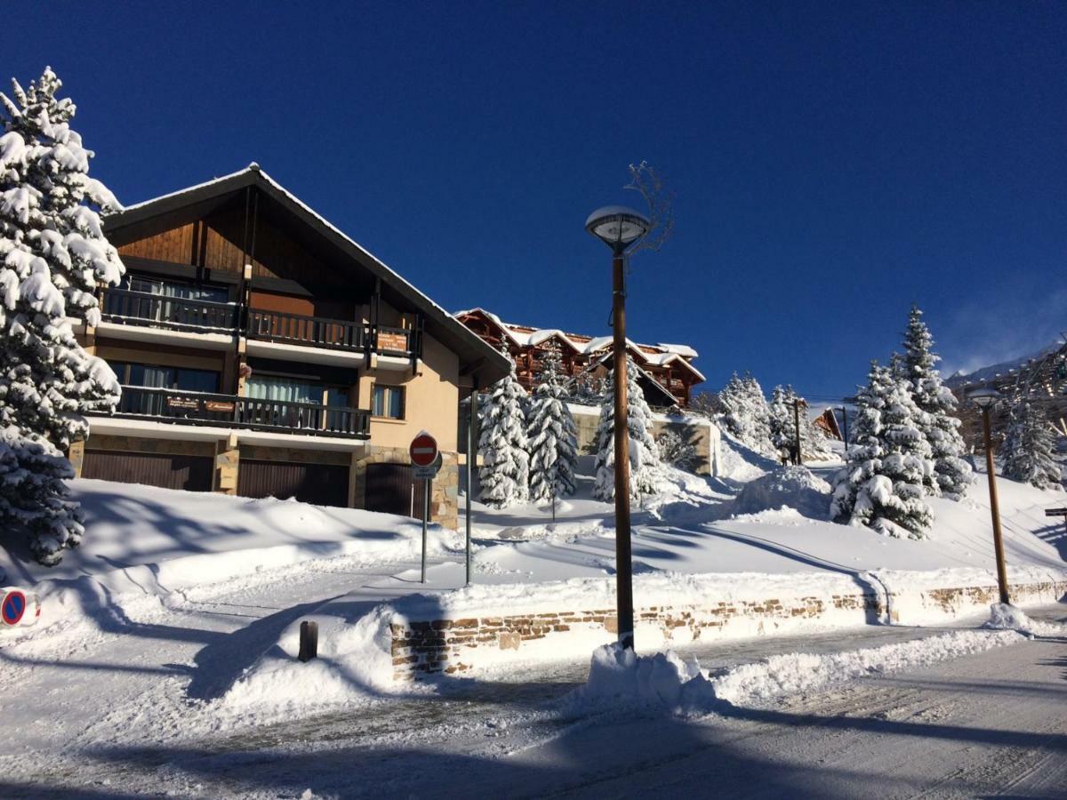 Chalet Amandine Alpe d'Huez Luaran gambar
