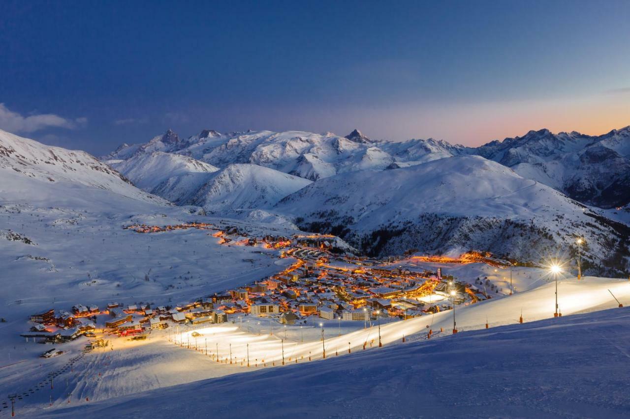 Chalet Amandine Alpe d'Huez Luaran gambar